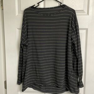 Lululemon size 12 top